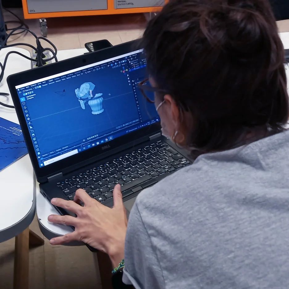 Curso de Desenvolvimento 3D com Software Livre Blender Tecnologias e Artes