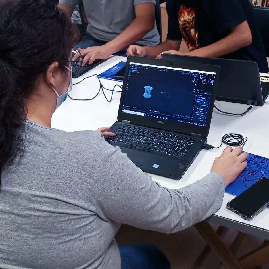 Curso de Desenvolvimento 3D com Software Livre Blender Tecnologias e Artes