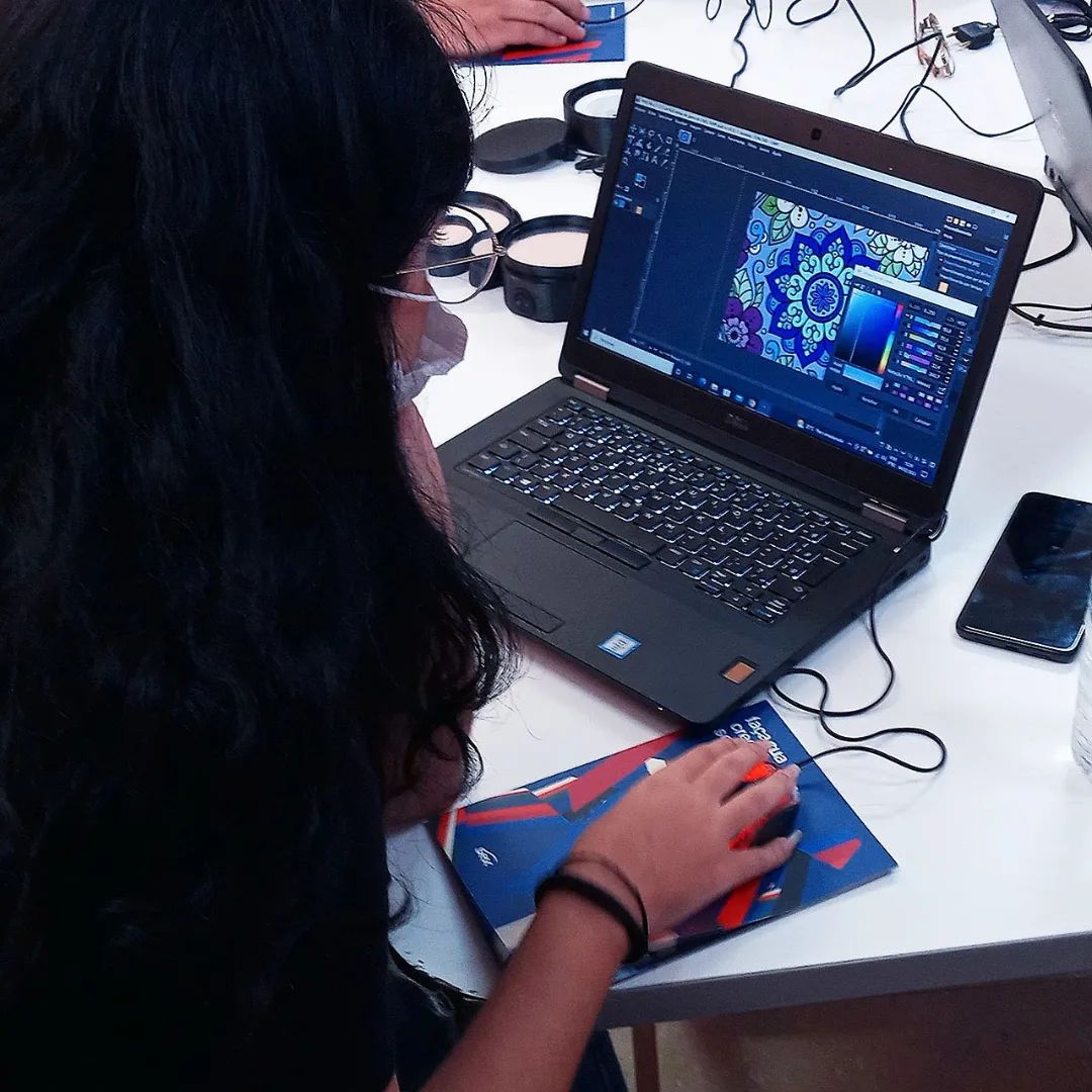 Oficina Luminária 3D Personalizada - Tecnologias e Artes